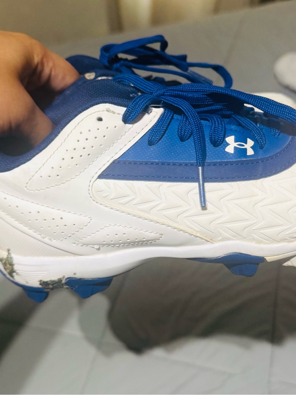 Under Armour Kids Blue and White Athletic Cleats